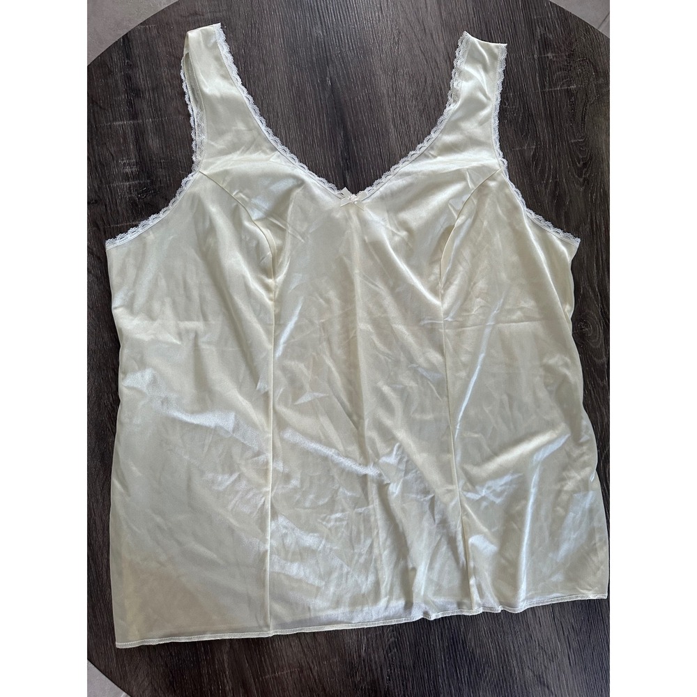Velrose Lace Trim Camisole Cream Ivory Nylon V-Neck Tank Top Size 46 2410